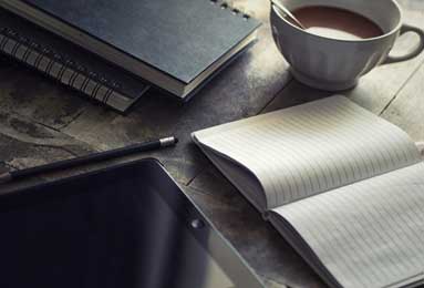 樊振东空砍2分，德甲主场爆冷！对手52岁主帅亲自上场，赛后秒变迷弟求合影！